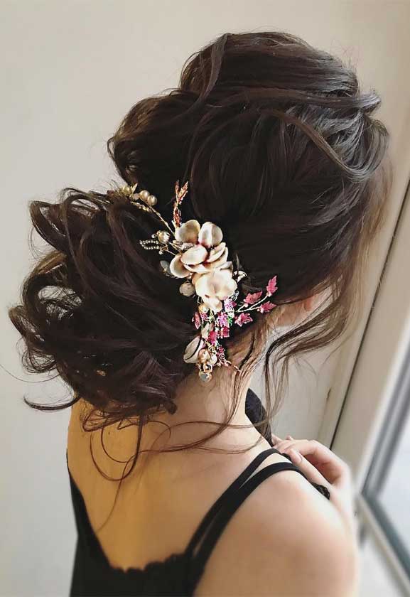 10 Striking Prom Hairstyles to Elevate Your Look – boy40
