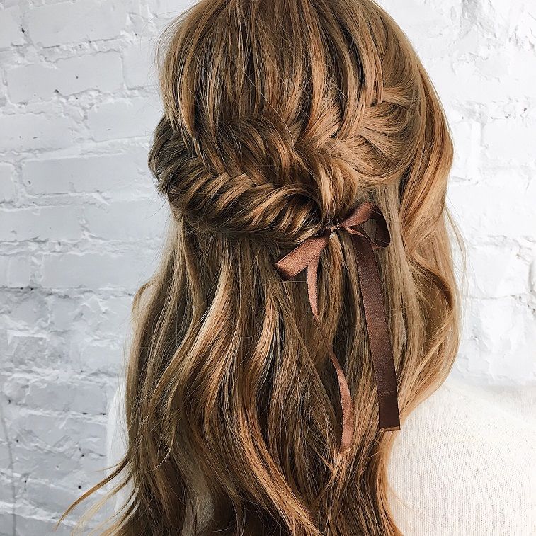 Braids Partial updo bridal hairstyle - Half up half down wedding hairstyles #weddinghair #bridalhair #weddinghairideas #bride #weddinghairstyles #updo #partialupdo #hairstyles