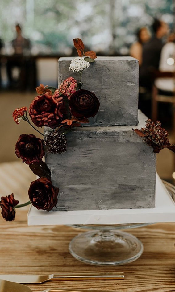 concrete cake , grey wedding cake, autumn wedding cake ideas, moody wedding cake, concrete wedding cake