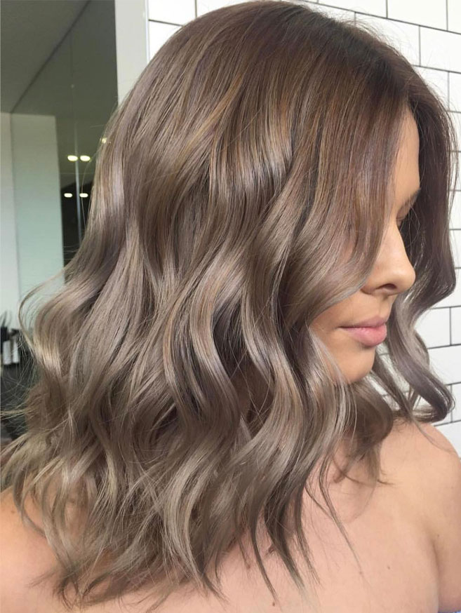 49 Beautiful light brown hair color to try for a new look