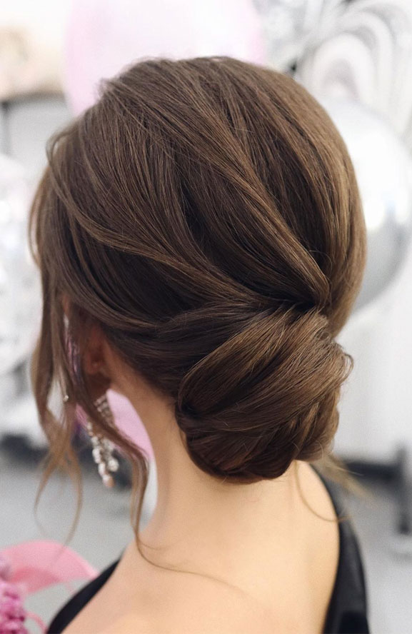64 Chic updo hairstyles for wedding and any occasion - updo hairstyle for date night , wedding updo , bridal updo hairstyle #hair #hairstyle #updo