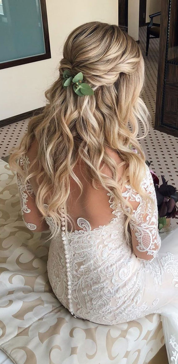 43 Gorgeous Half Up Half Down Hairstyles , partial updo hairstyle , braid half up half down hairstyles , bridal hair ,boho hairstyle #hair #hairstyles #braids #halfuphalfdown #braidhair