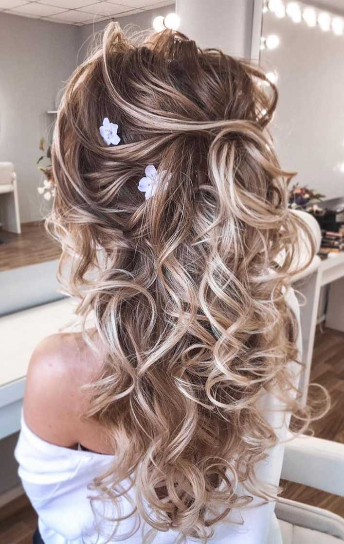 43 Gorgeous Half Up Half Down Hairstyles That Perfect For A