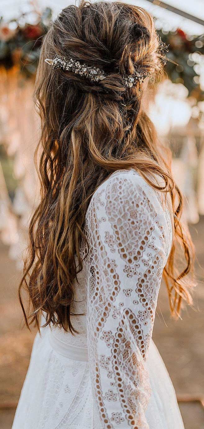 Popular hairstyles inspired by Spanish folklore - Crystal Events Barcelona