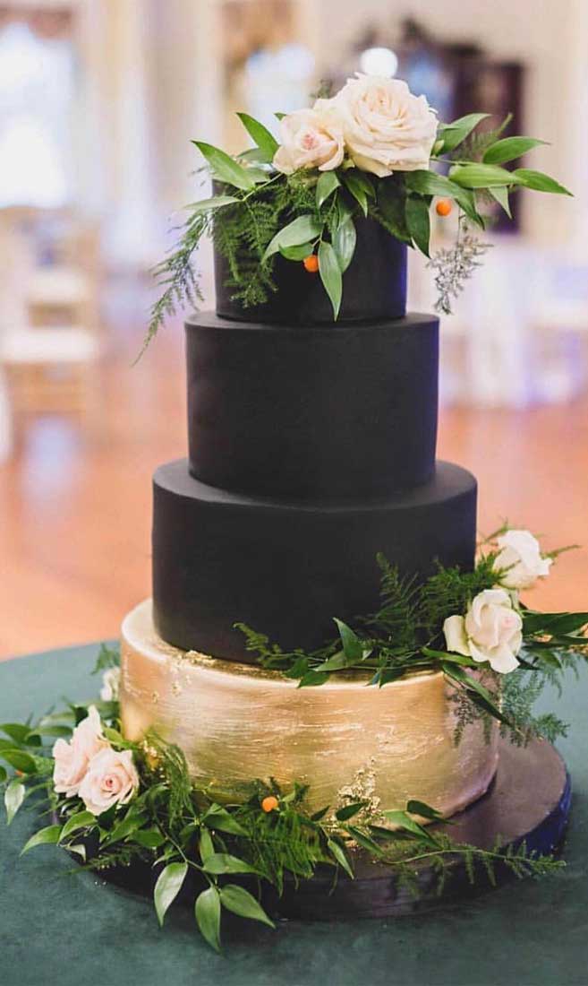 The 50 Most Beautiful Wedding Cakes – Black and Gold Wedding Cake