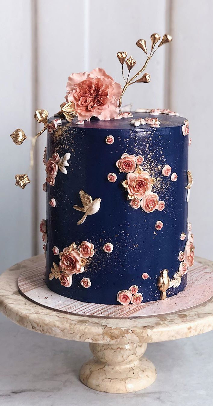 Dark blue wedding cake - The Prettiest & Unique Wedding Cakes