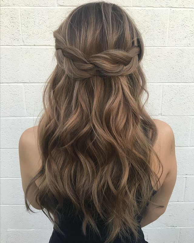 15 Easy Steps to a Gorgeous Updo for Your Rehearsal Dinner