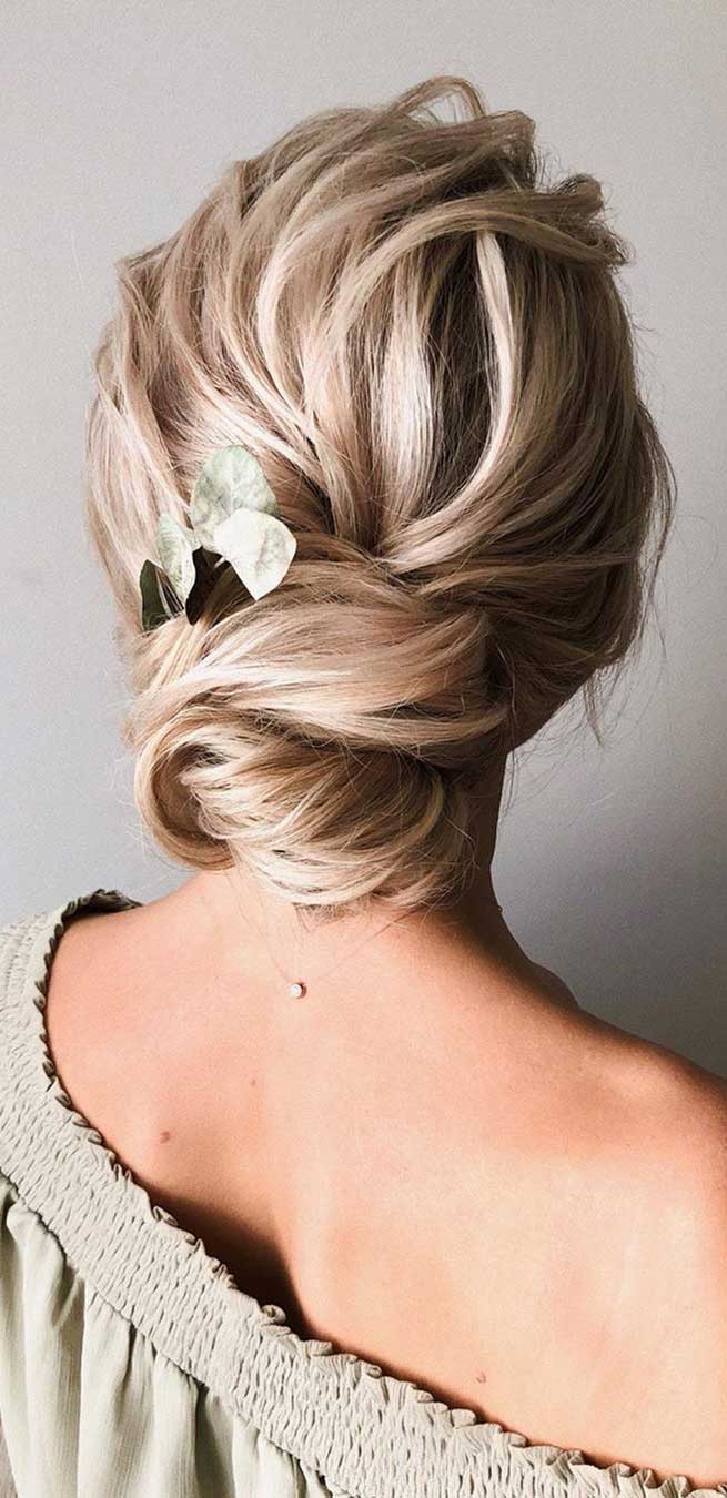 Best Wedding Day Hair Style and How to Find it! -