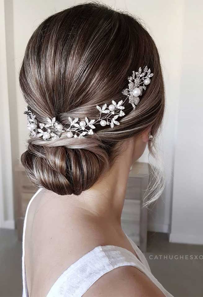 wedding updos, bridal hairstyle, best wedding hairstyles 2020 #weddinghairstyles #bridalupdo