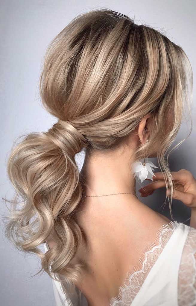 Amazon.com : Kitsch PONYFULL Ponytail Volume Enhancer Hair Accessories for  Women with 3 Ponytail Holders, Styling Tools That Adds Volume & Lift Your  Pony Tail in Seconds for Daily Use Any Occasion,