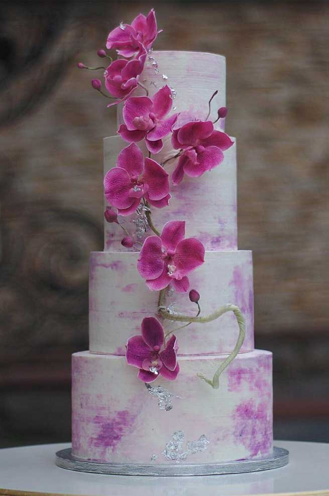 ombre white pink wedding  cake #weddingcakes