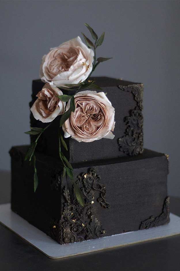 black wedding cake, moody wedding cake #weddingcakes