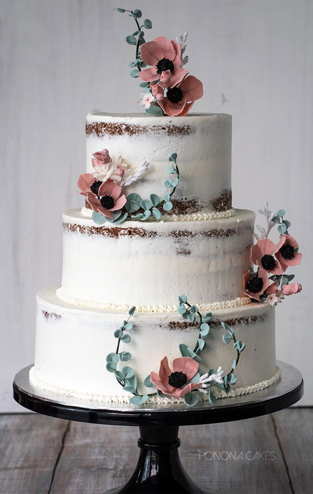 three tier wedding cake, unique wedding cake, pretty wedding cakes #weddingcakes #cakedesigns wedding cakes