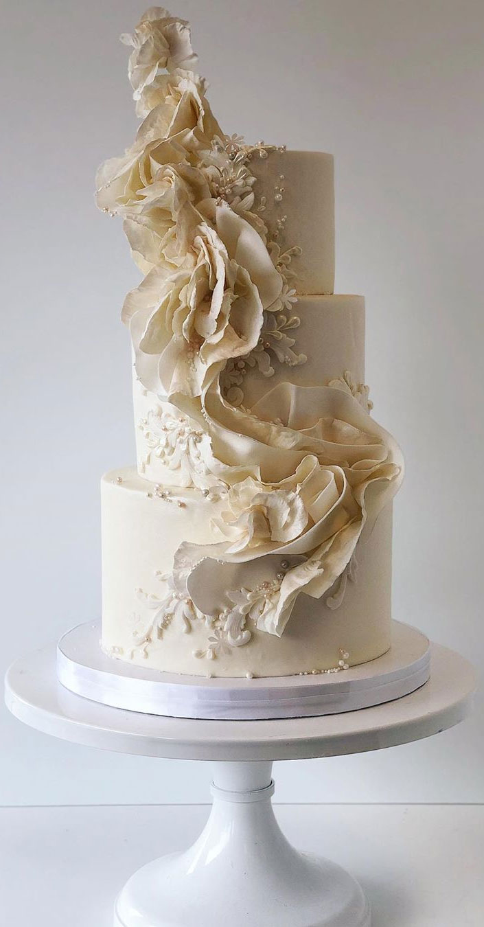 Ruffles and texture wedding cake #weddingcakes  #cakedesign
