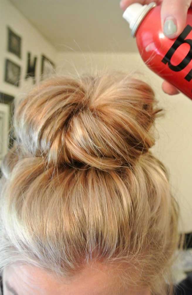 christmas updo, messy updo, party hairstyles #updo #messyupdo