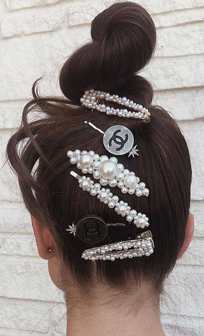 22 Fabulous Hairstyles For Christmas and New Year Eve's Party