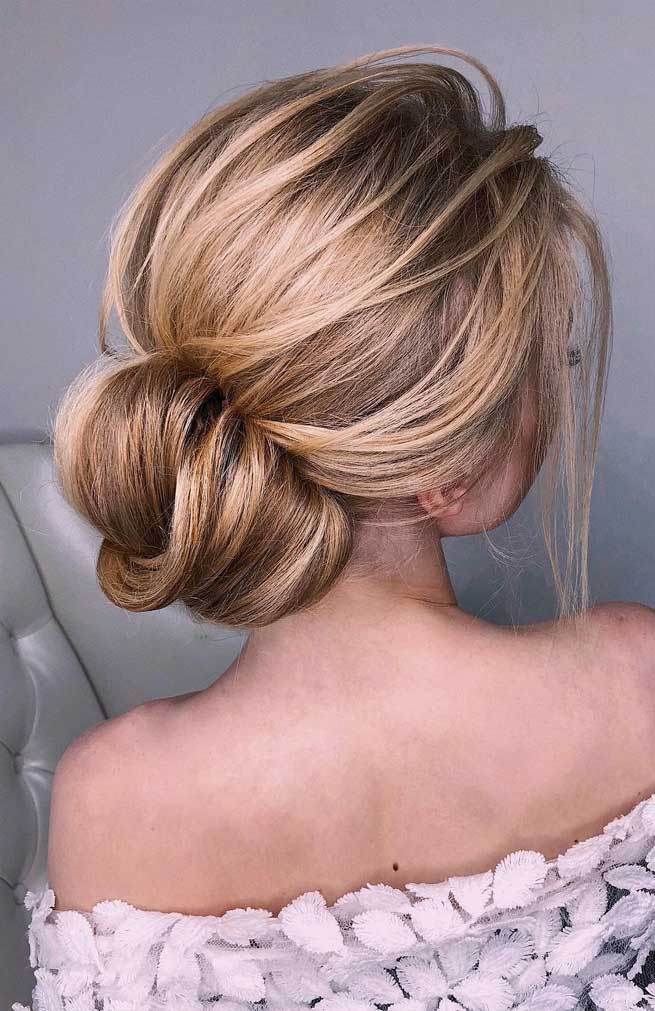 42 Holiday Hairstyles to Try in 2023 - PureWow