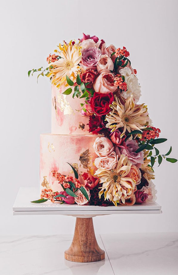 beautiful wedding cakes 2019, wedding cake gallery, unique wedding cake designs, wedding cake designs 2020, modern wedding cake designs, wedding cake designs, wedding cakes, wedding cake fresh flowers #weddingcakes