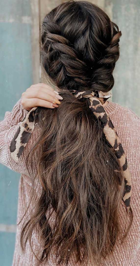 Fabulous Ways To Wear A Scarf & Hair Pin In Your Hair 2020