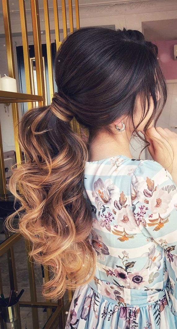 Gorgeous ponytail hairstyle to complete your look this spring & summer