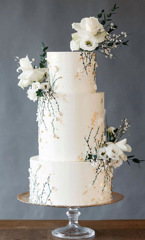 wedding cake, buttercream wedding cake design, buttercream wedding cake, wedding cake designs, wedding cake ideas, unique wedding cake designs #weddingcake #weddingcakes #cakedesigns wedding cakes 2020