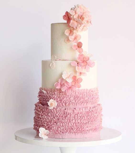 Obsessed with Everything about These Pretty Wedding Cakes