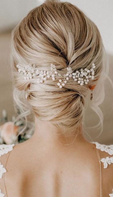 35 + Gorgeous Updo Hairstyles for every occasion