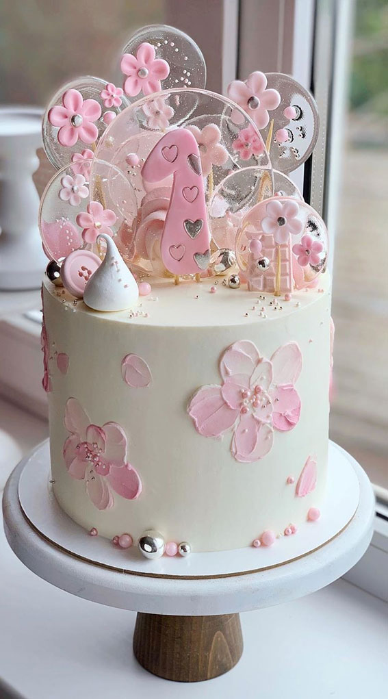 The Prettiest Cake Designs To Swoon Over : pink 1st