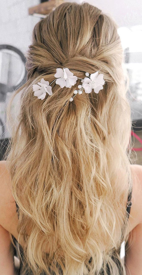 Gorgeous Half up hairstyles – 45 Stylish Ideas : Fairytale Blonde half up 