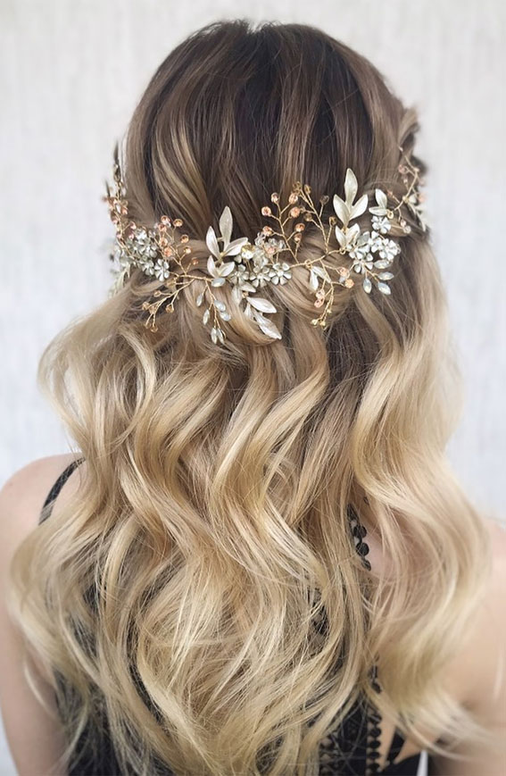 prom hairstyle ideas, half up half down hairstyle, casual half up half down hairstyles, wedding hairstyles, half up hairstyles , trendy half up half down hairstyles, half up half down for wedding , prom hairstyles #halfuphairstyle 