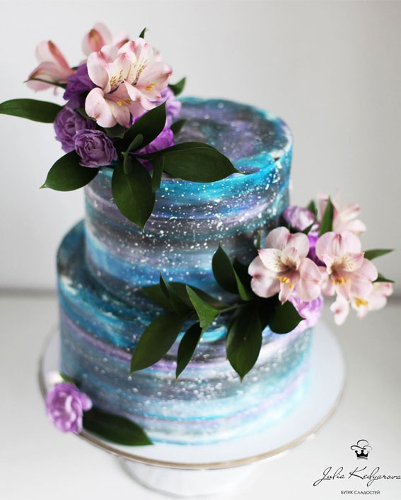 blue ombre cake ideas, pretty cake designs, cake designs, birthday cake, cake inspiration, cake trends 2020 , cake design ideas, cake decorating #cakedesign #cakeideas