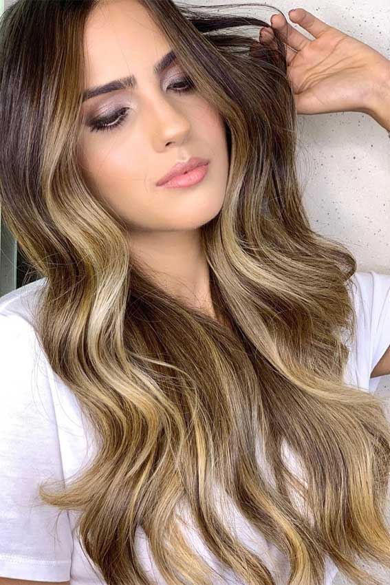 summer hair colors 2020, summer hair colors for brunettes, summer hair colors for short hair, summer hair 2020, bright summer hair colors, summer hair colors for dark skin #summerhair #besthaircolor #brunettebalayage #blondes #haircolor