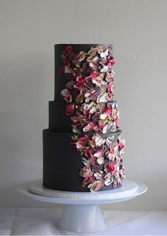 buttercream wedding cake, unique wedding cake , wedding cake designs, wedding cake decorating, wedding cake ideas , wedding cake trends 2020, wedding cake trends