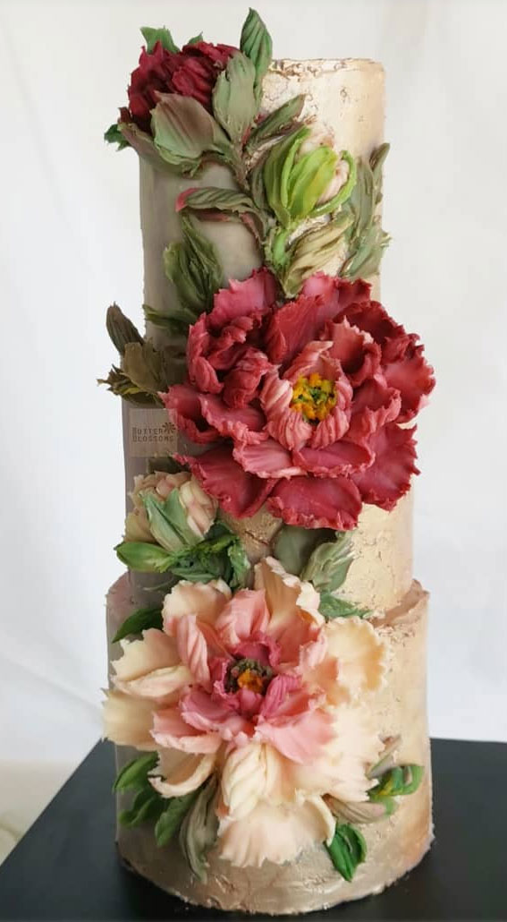 Pretty buttercream wedding cake for Every Sweet Tooth – Chocolate Peonies
