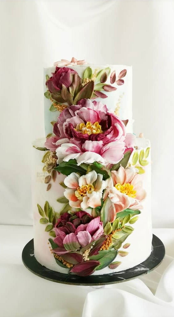 Pretty buttercream wedding cake for Every Sweet Tooth – Peonies Mood
