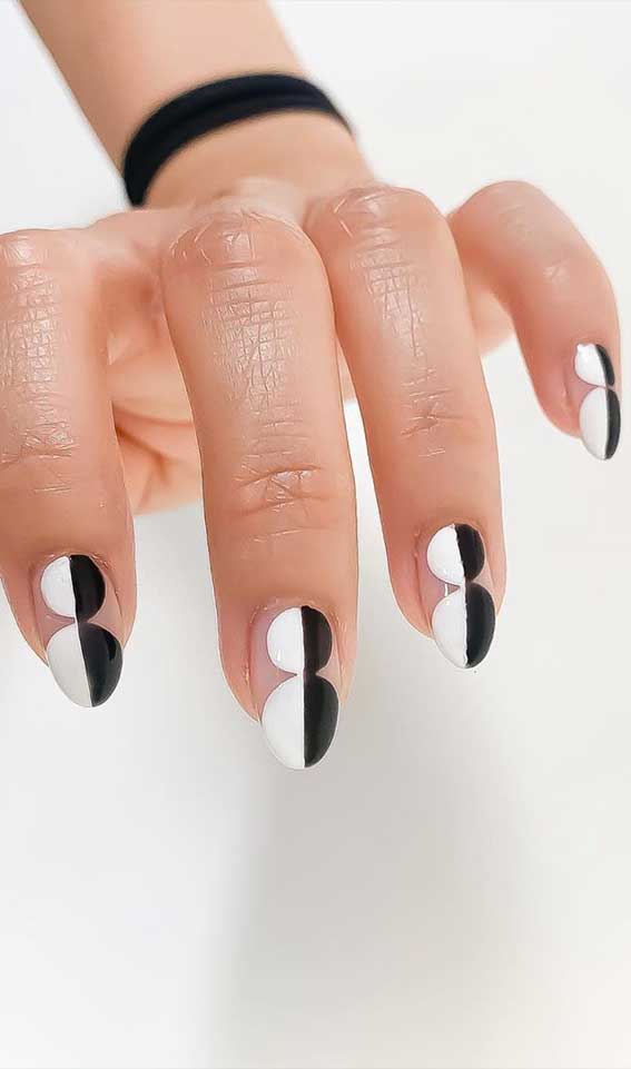 57 Pretty Nail Ideas The Nail Art Everyone’s Loving – Black and White Nails