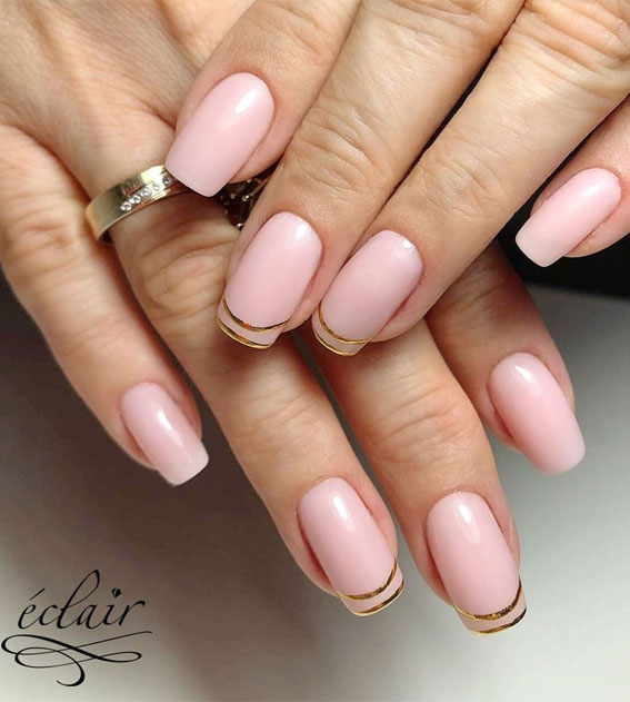 gold outline nails, nude nails, pink nude nails #nailart #nudenails