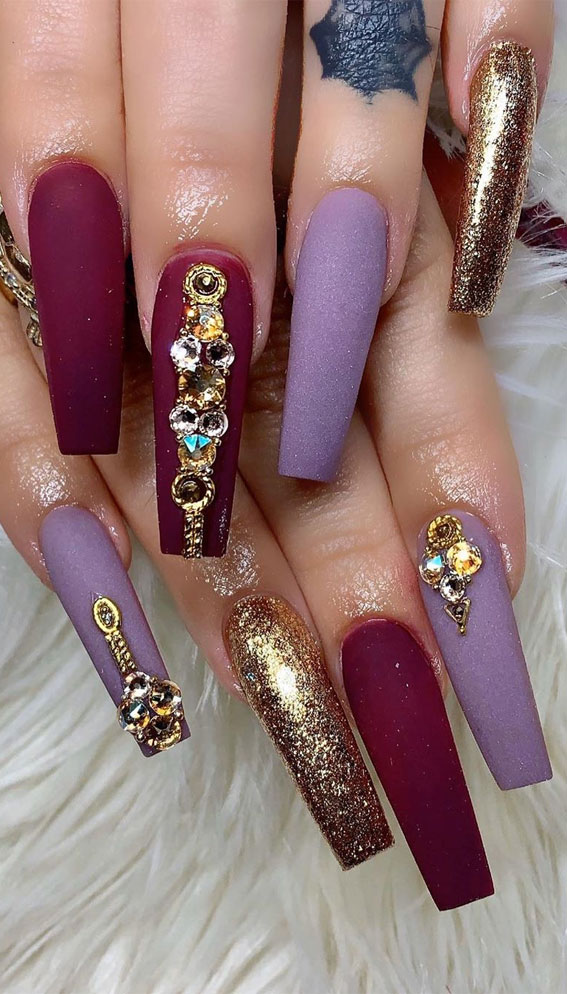 fall nails, purple and gold nails, autumn nail ideas, acrylic nails #fallnails #fallnailsdesign