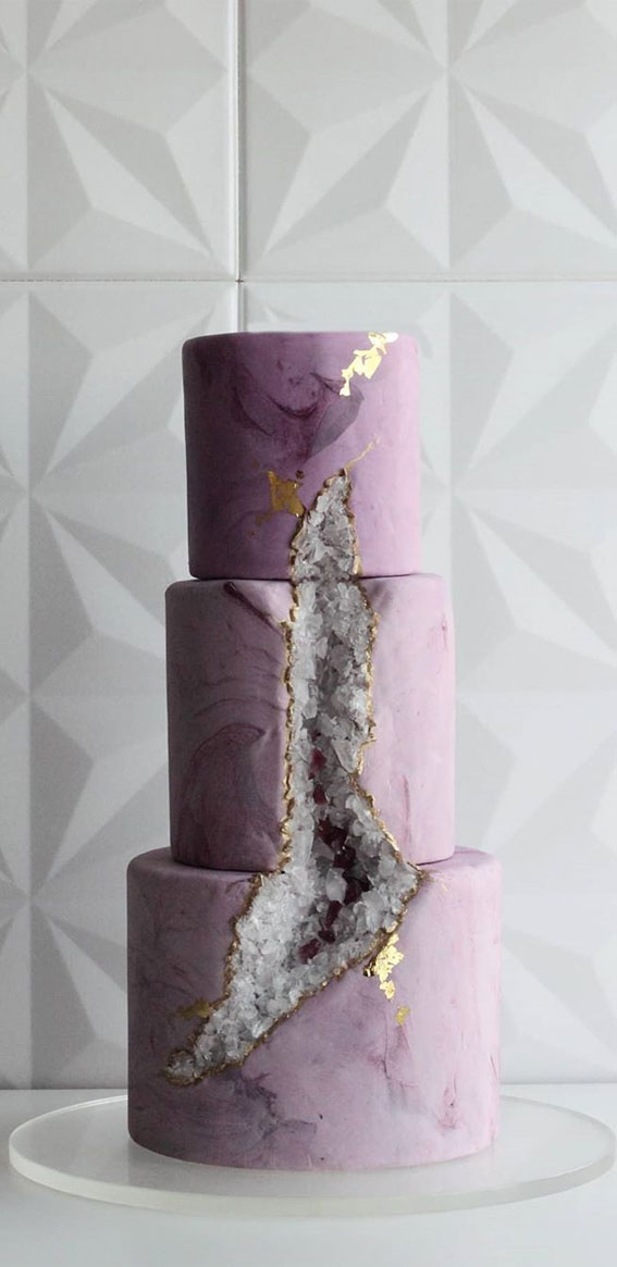 These 50 Jaw-Dropping Wedding Cakes Deserve To Be Framed : marble geode