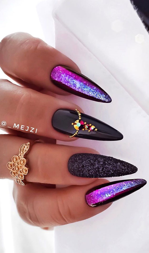 40 Beautiful Nail Design Ideas To Wear In Fall : Black and purple nails