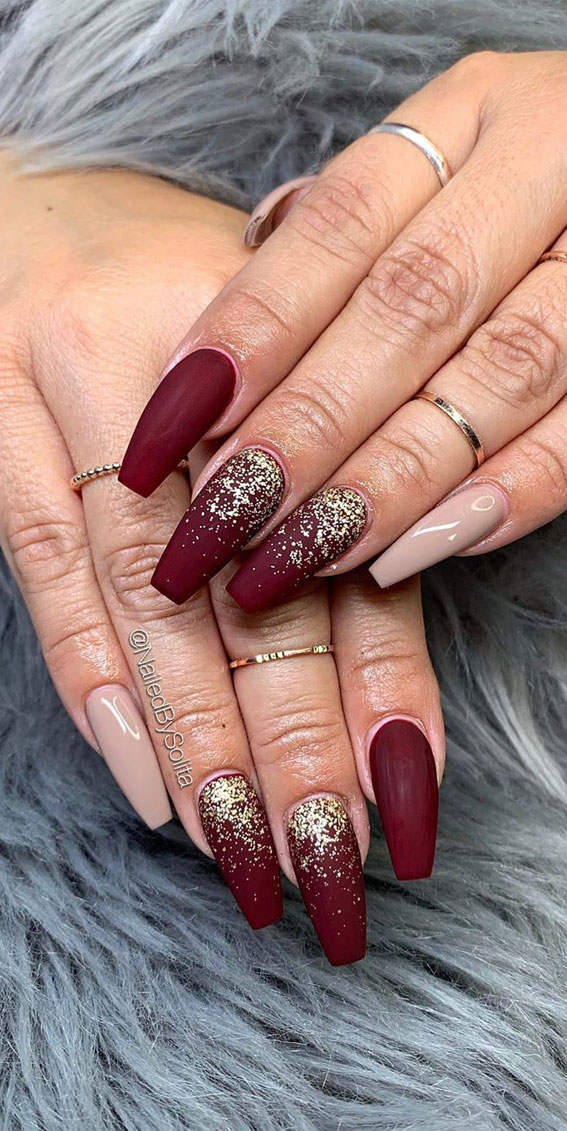 40+ Unique Burgundy Nail Design Ideas (Square & Coffin, Oval & Almond) |  Bridesmaids nails, Burgundy nail designs, Maroon nails