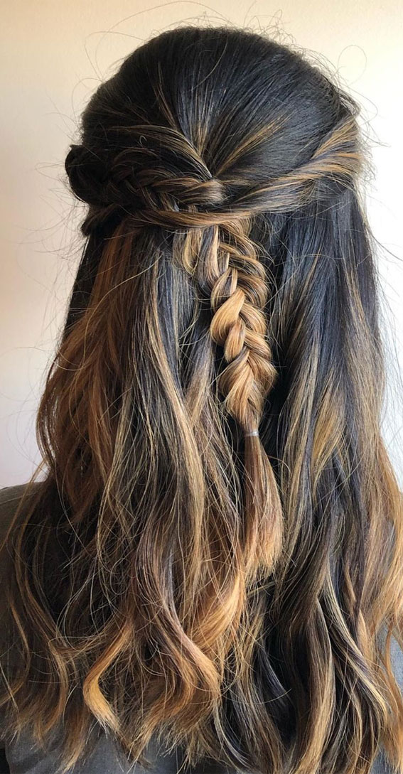 33 Romantic half up half down hairstyles : braid & twist
