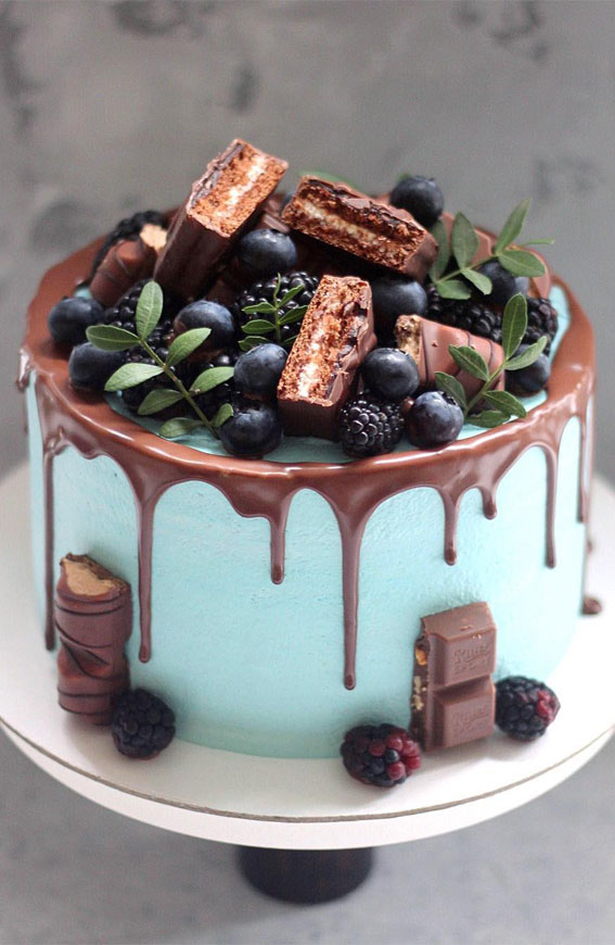 soft blue cake with chocolate drip, birthday cake, cake designs 2020, cake ideas, buttercream cake, buttercream cake ideas, birthday cake ideas #birthdaycake