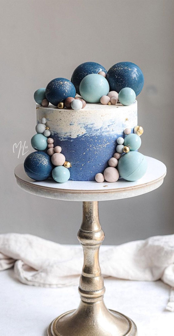 two tone cake decorated with different sizes of balls, birthday cake, cake designs 2020, cake ideas, buttercream cake, buttercream cake ideas, birthday cake ideas #birthdaycake