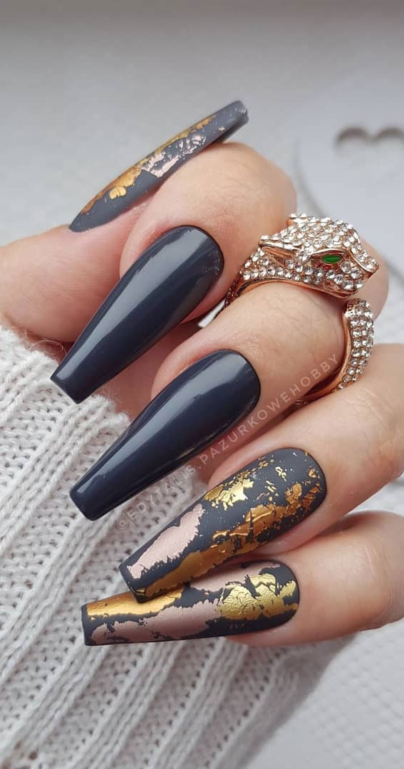 fall nails, trendy fall nails, black and gold nails, matte dark blue nail designs , nail art, nail art ideas, nail designs 2020, nail art trends 2020, autumn nail art, fall nail art #nailart #nailartideas #naildesigns2020