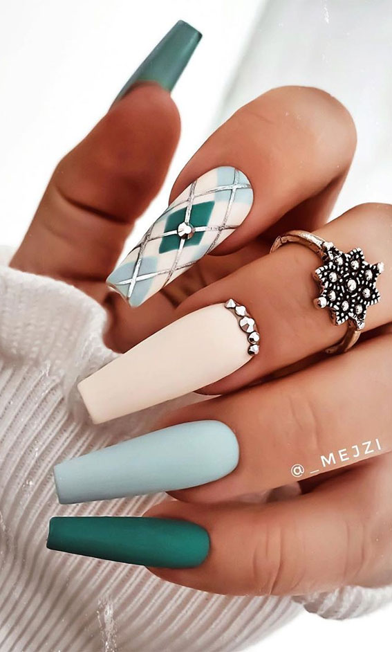 47 Beautiful Nail Art Designs & Ideas : Mismatched fall nails