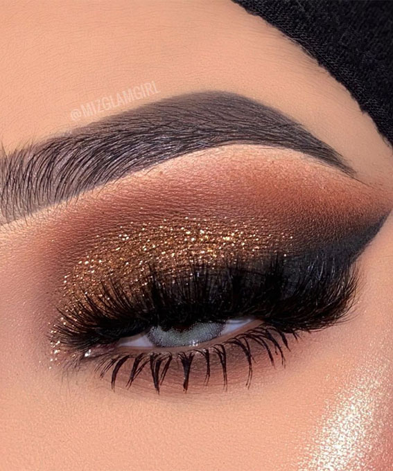 Gorgeous Eyeshadow Looks Best Eye Makeup Trends – Smokey with gold