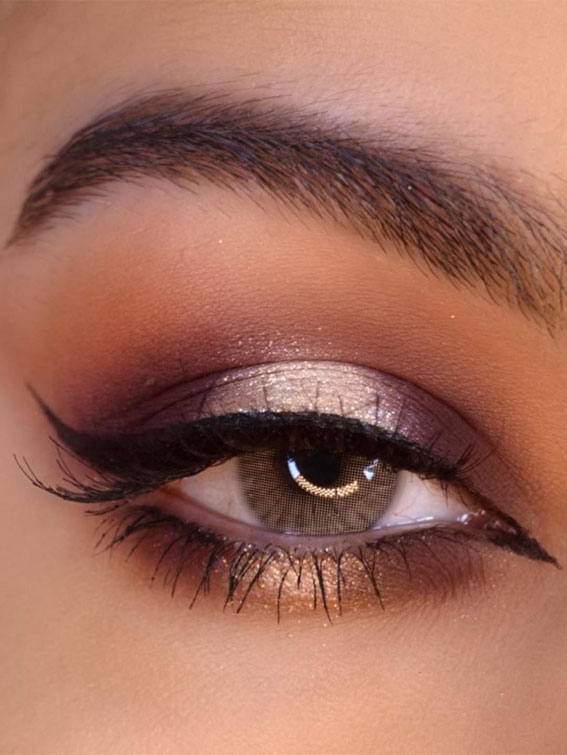 65 Pretty Eye Makeup Looks : Beautiful glittery and black winged