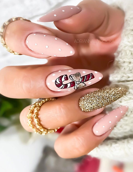 pink and gold christmas nails, christmas nail designs 2020, christmas nail designs 2020, christmas nail art, easy christmas nail art, christmas nail ideas, christmas nail designs acrylic, christmas nails, festive christmas nails, festive nails, holiday christmas nails