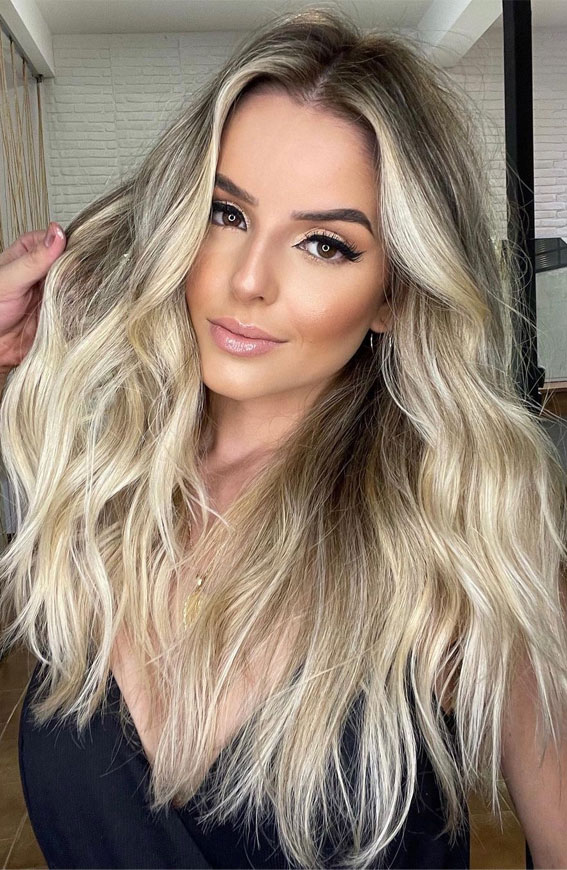 blonde hair color, hair color trends 2021 , 2021 hair trends, hair colours 2021, hair color 2021, 2021 blonde hair color trends, hair color trends 2020, winter 2021 hair color trends, winter hair colors 2021